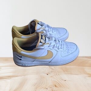 Air Force 1 Double Swoosh Lv8 White And Light Ginger SIZE 11